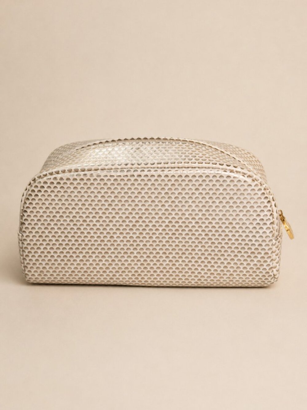 Bvlgari Parfums Metallic Honeycomb Cosmetic Bag Gold Tone Vanity Case New - Picture 6 of 9